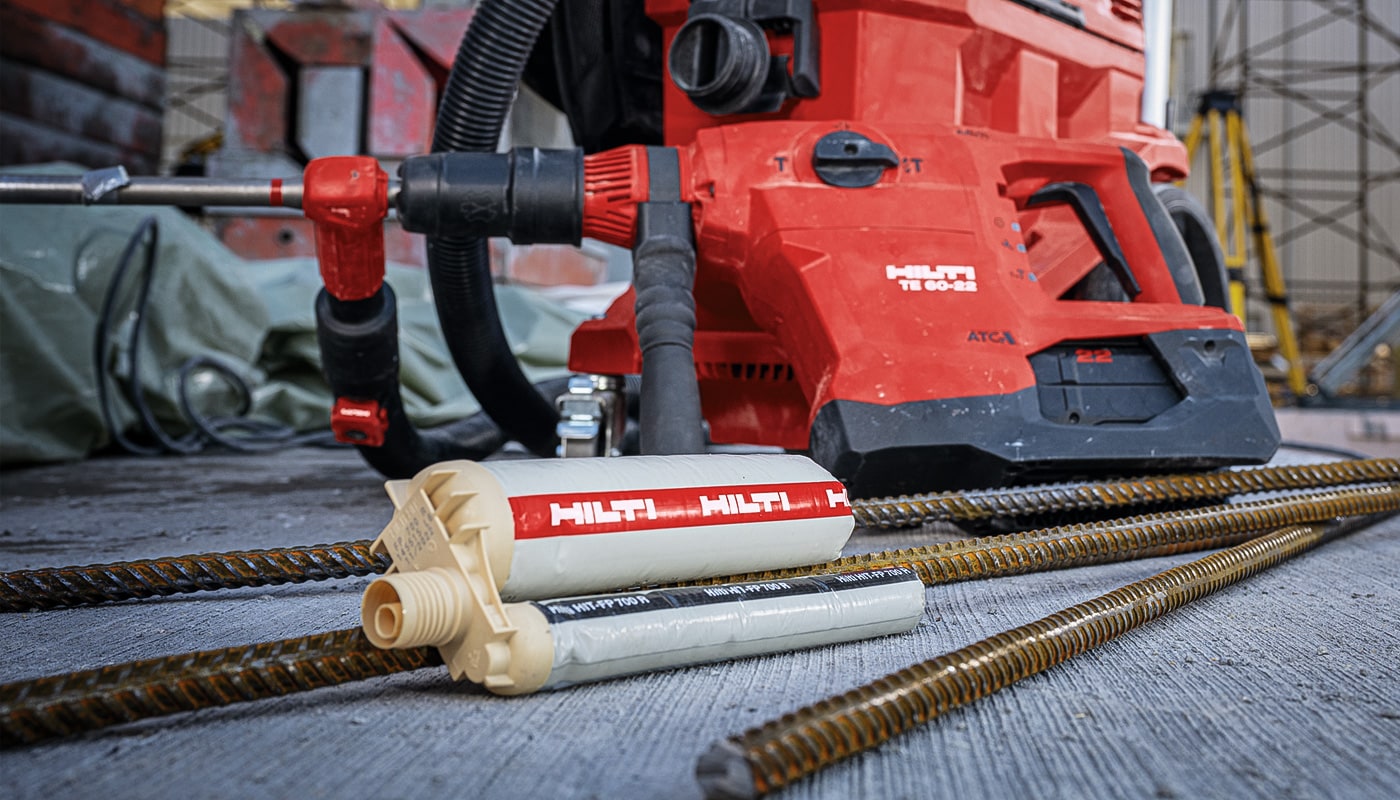 Systemkette mit Hilti HIT-FP 700-R, Ankerstangen, TE 60-22 und Bausauger