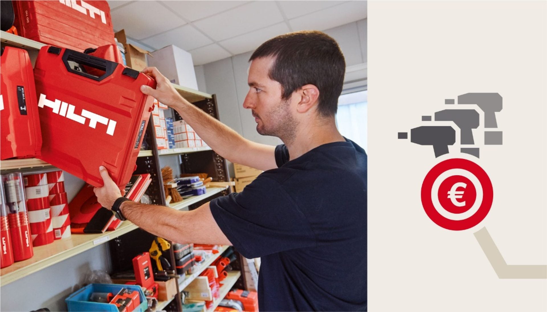 Ein männlicher Arbeiter nimmt einen roten Hilti Werkzeugkoffer aus einem Werkzeugregal. Rechts daneben ist eine Infografik mit drei grauen stilisierten Akkuschraubern und einem roten Eurozeichen zu sehen.