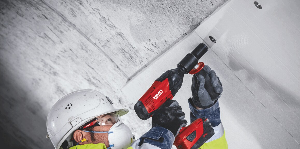 Befestigung von Brandschutzsystemen mit dem Hilti SIW 22T-A Akku Schlagschrauber Akkuschrauber mit Akku