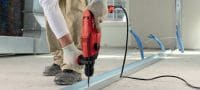 Gehen Sie zu Folie 2 von 2: Hammerbohrer TE-C (SDS Plus) (metrisch) Premium SDS Plus (TE-C) Hammerbohrer mit zweigängiger Wendel zum Bohren von Dübellöchern in Beton Anwendungen 1