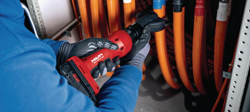 Akku-Kabelschneider NCT 53 C-22 für Kupfer und Aluminium Akku-Inline-Kabelschneider für Kupfer- und Aluminiumkabel bis 2 │ 50 mm (kabellose Nuron-Geräteplattform) Anwendungen 1