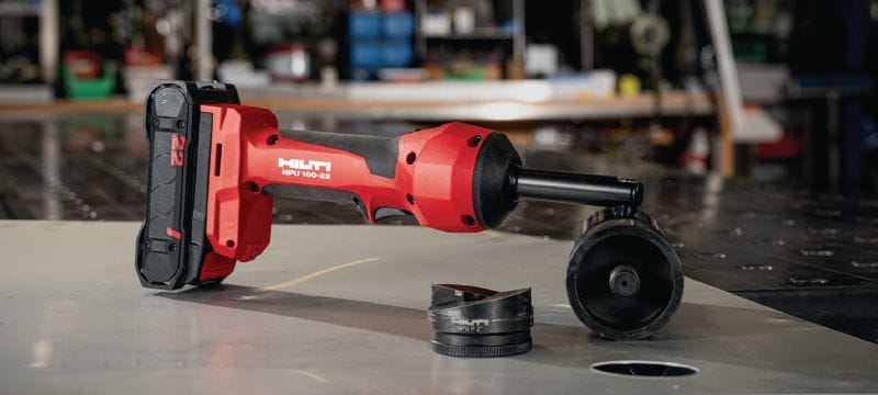 NPU Stanz-Sets (1/2” bis 2”) oder (2-1/2” bis 4”) Sets aus Presseinsätzen, Lochzangen und Zugbolzen zum Stanzen von Leerrohrlöchern mit einem Durchmesser von ½” bis 4” in Stahl bis 10er Stärke Anwendungen 1