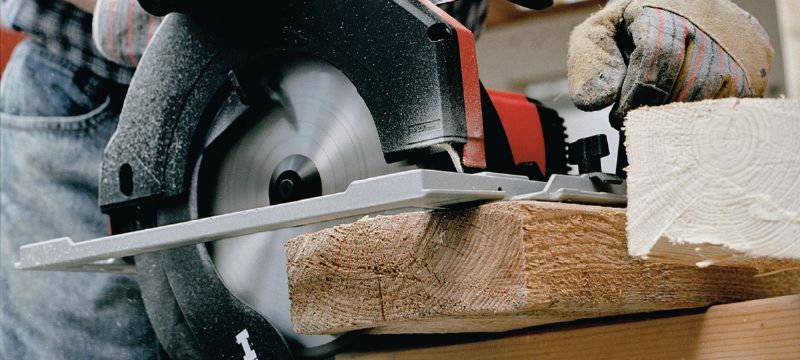 Bild 2 von 5: Handkreissäge WSC 85 Kreissäge mit kombiniertem Eintauch- und Pendelbetrieb für schwere Arbeiten mit geraden Schnitten bis 85 mm Tiefe Anwendungen 1