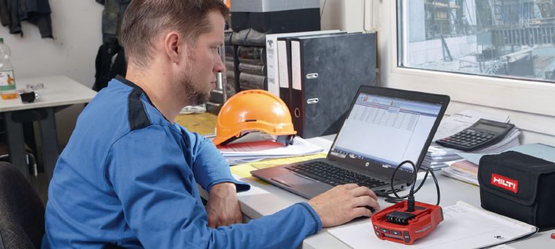 Software Adaptive Torque Documentation PC-Software zum Übertragen von Setzdaten für Anker/Befestigungselemente sowie zum Aktualisieren des adaptiven Drehmomentmoduls SI-AT-A22 über USB-Kabel Anwendungen 1