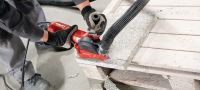 Gehen Sie zu Folie 5 von 6: Winkelschleifer AG 125-13S Leistungsstarker Winkelschleifer 1300 W mit langlebiger Kohlenbürste für Schneid- und Schleifarbeiten mit Scheiben bis 125 mm Durchmesser Anwendungen 4
