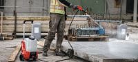 Gehen Sie zu Folie 2 von 2: LS 15-22 Akku-Sprühgerät Akkubetriebenes Sprühgerät mit 4-Gallonen- bzw-15-Liter-Tank, zum Sprühen von Trennöl oder Wasser für das Binden von Baustaub (Nuron-Batterieplattform) Anwendungen 1