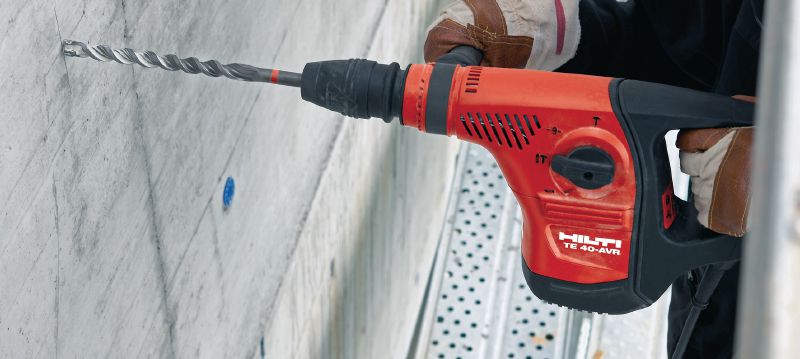 Bohrhammer TE 40-AVR Leistungsstarker Bohrhammer SDS Plus (TE-C) für tiefe Bohrarbeiten und Korrekturmeißeln in Beton, mit Aktiver Vibrationsreduktion (AVR) Anwendungen 1