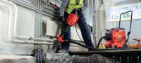 Abbruchhammer für Beton TE 1000-AVR Vielseitiger Abbruchhammer für Abbruch- oder Meißelarbeiten in Böden und gelegentlichen Arbeiten in Wänden (mit Universalnetzkabel) Anwendungen 3