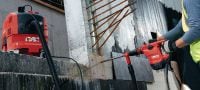 Gehen Sie zu Folie 7 von 7: Bohrhammer TE 50-AVR Unser kompaktester SDS Max (TE-Y) Bohrhammer für mehr Komfort und Kontrolle beim Bohren und Meißeln in Beton, Stein und Mauerwerk Anwendungen 4