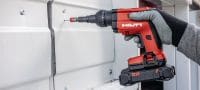 Gehen Sie zu Folie 4 von 5: ST 2000-22 Akku-Metallschrauber Leichter und leistungsstarker Akku-Metallschrauber für schwere Schraubarbeiten Anwendungen 2