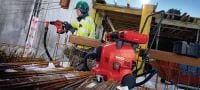 Bohrhammer TE 30-ATC/AVR Leistungsstarker SDS plus (TE-C) Bohrhammer für schwere Bohr- und Meißelarbeiten in Beton, mit elektronischer Schnellabschaltung ATC (Active Torque Control) und Aktiver Vibrationsreduktion (AVR) Anwendungen 1