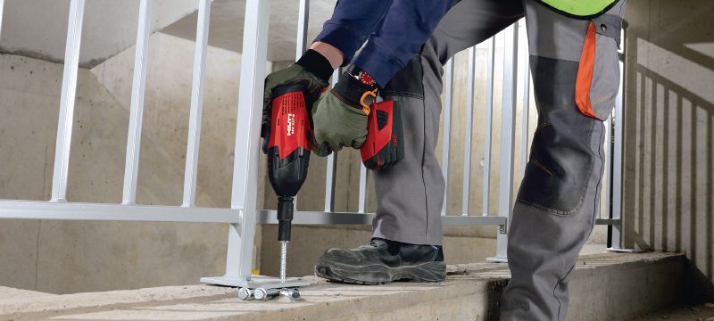 Bild 2 von 6: Schulung für Dübelmonteure (Stahl/Metall) Interaktive Schulung mit bewährten Strategien zur Verbesserung der Produktivität und Sicherheit beim Setzen von Dübeln in Metall Anwendungen 1