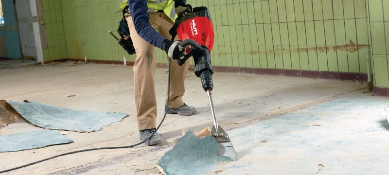 Abbruchhammer für Beton TE 1000-AVR Vielseitiger Abbruchhammer für Abbruch- oder Meißelarbeiten in Böden und gelegentlichen Arbeiten in Wänden (mit Universalnetzkabel) Anwendungen 1