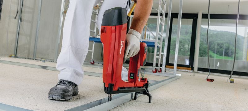 X-C B3 MX Nägel für Beton (magaziniert) Standard-Magazinnagel für das Akku-Befestigungsgerät BX 3 zum Setzen in Beton und andere Untergründe Anwendungen 1