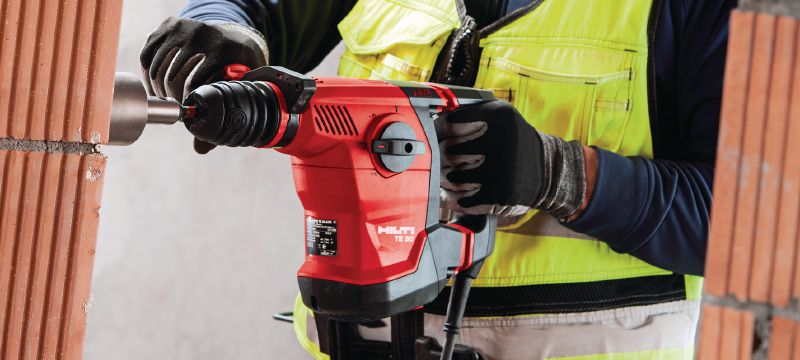 Bohrhammer TE 30-AVR Leistungsstarker Bohrhammer SDS Plus (TE-C) für schwere Bohrarbeiten und Korrekturmeißeln in Beton, mit Aktiver Vibrationsreduktion (AVR) Anwendungen 1