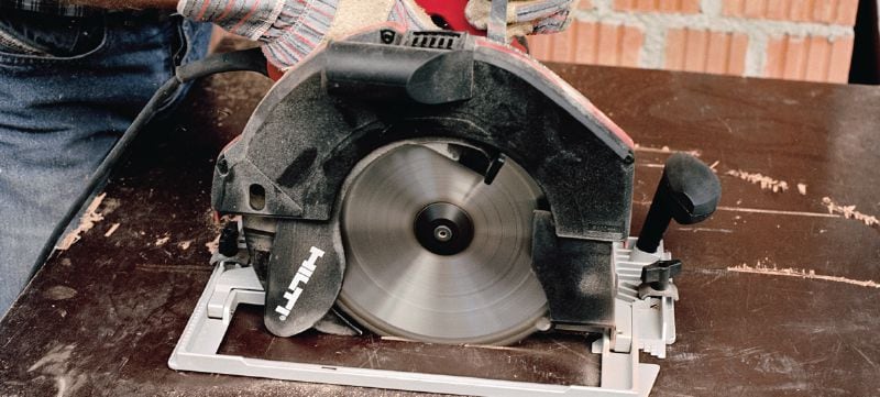 Bild 3 von 5: Handkreissäge WSC 85 Kreissäge mit kombiniertem Eintauch- und Pendelbetrieb für schwere Arbeiten mit geraden Schnitten bis 85 mm Tiefe Anwendungen 1