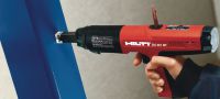 Gehen Sie zu Folie 2 von 3: DX 351-BT Bolzensetzgerät Voll automatisches Bolzensetzgerät, hohe Produktivität, kompakt, für Rillennägel Anwendungen 1