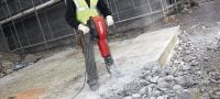 Elektrischer Betonabbruchhammer TE 3000-AVR für schwere Arbeiten Außergewöhnlich leistungsfähiger elektrischer Betonabbruchhammer (Hex 28) für schwere Abbrucharbeiten an Betonböden Anwendungen 1