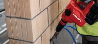 Gehen Sie zu Folie 7 von 8: Akku-Bohrhammer TE 50-22 Kompakter SDS Max (TE-Y) Akku-Bohrhammer mit geringerem Gewicht, mehr Leistung und weniger Vibrationen zum Bohren und Meißeln in Beton (Nuron Akku) Anwendungen 4