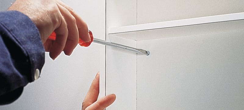 HUD-1 Kunststoffdübel Kostengünstige Universal-Kunststoffdübel für leichte Befestigungen in Hohl- und Massivwänden Anwendungen 1