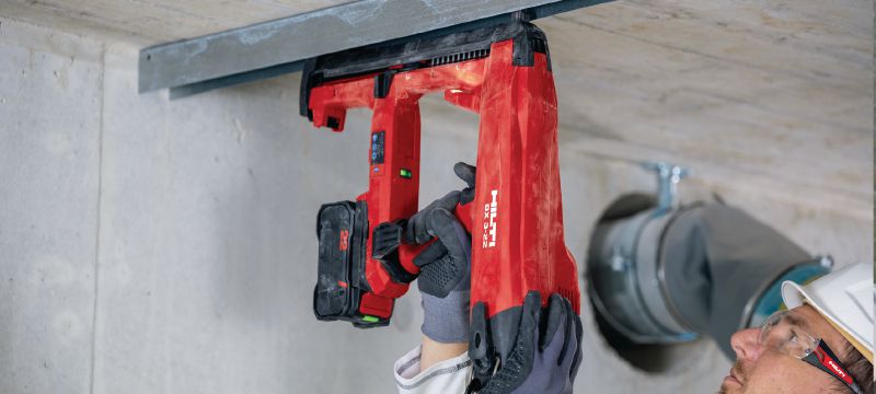 Akku-Bolzensetzgerät BX 3-L-22 für Beton (längere Nägel) Bolzensetzgerät mit Nuron Akkutechnologie zur Befestigung von Trockenbauschienen sowie andere leichte Befestigungen an Beton, Stahl und Mauerwerk (max. Nagellänge 36 mm│1-13/32) Anwendungen 1