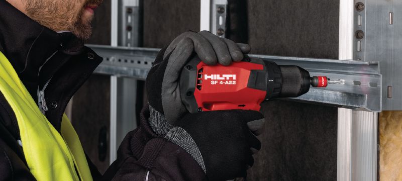 Bild 2 von 6: MFT-HP Agraffentragprofil 22.5 Aufhängerschiene für die verdeckte Befestigung von Fassadenplatten mittels Aufhängern Anwendungen 1