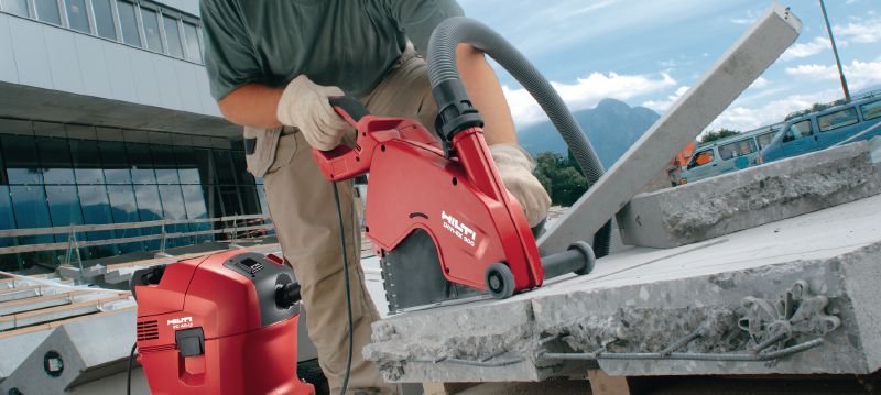 Elektro-Trenngerät DCH 300 Handgeführter Trennschleifer zum Sägen von Beton, Mauerwerk und Metall mit einer Dicke von bis zu 120 mm Anwendungen 1