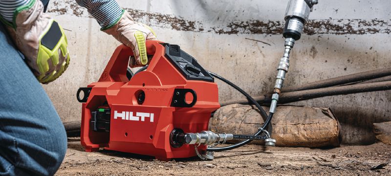 Bild 2 von 7: NUN 10K-22 Akku-Hydraulikpumpe Akku-Hydraulikpumpe mit einem Druck von 10.000 PSI (700 bar) zum Schneiden/Crimpen im Schwerlastbereich sowie zum Schneiden von Erdkabeln und armierten Kabeln (Nuron Akku) – inklusive Fernbedienung Anwendungen 1