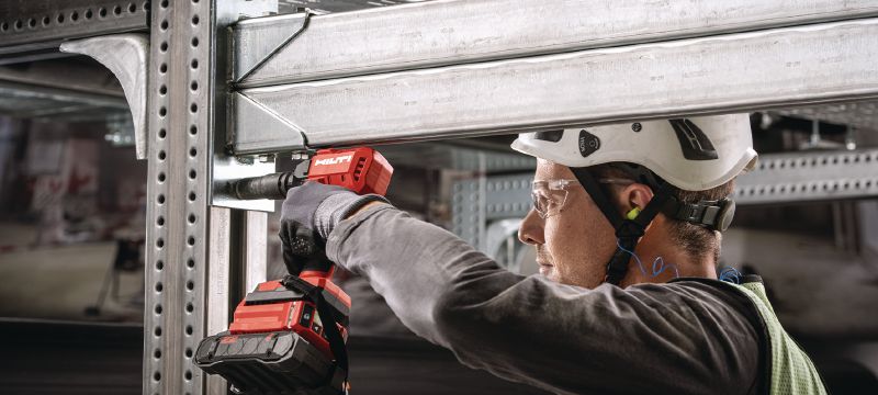 Bild 8 von 11: MT-90H OC Montageträger Montageträger für schwere Anwendungen zur Verwendung mit MT-TFB und MT-THB/MT-HL Komponenten im Aussenbereich Anwendungen 1