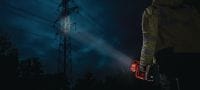 Gehen Sie zu Folie 3 von 3: Akku-Suchscheinwerfer SL 4-22 Akku-LED-Licht mit starkem, weit reichendem Lichtkegel und 3 Modi (Suchlicht, Flächenlicht und kombiniert) zur Ausleuchtung von Arbeitsbereichen (Nuron Akkuplattform) Anwendungen 1
