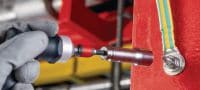 Gewindeschraubbolzen S-BT ER HC Gewindeschraubbolzen (Edelstahl, metrisches Gewinde) für elektrische Verbindungen in Stahl in stark korrosiven Umgebungen, empfohlener maximaler Querschnitt des verbundenen Kabels 120 mm² Anwendungen 4