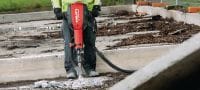 Elektrischer Betonabbruchhammer TE 3000-AVR für schwere Arbeiten Außergewöhnlich leistungsfähiger elektrischer Betonabbruchhammer für schwere Abbrucharbeiten an Böden (mit Universalnetzkabel) Anwendungen 2