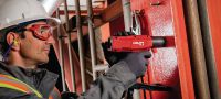 Gehen Sie zu Folie 5 von 8: FX 3-A Bolzenschweißgerät Kompakte und leicht tragbare Basisstation für das Schmelzschweißen von F-BT-Gewindebolzen auf Stahl Anwendungen 2